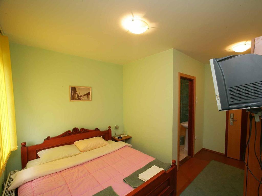 Villa Belilo 69 Sremski Karlovci Quarto foto